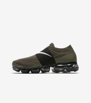 nike vapormax triple black moc