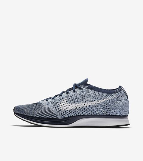 nike flyknit blue