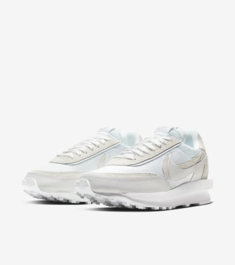 nike sacai australia
