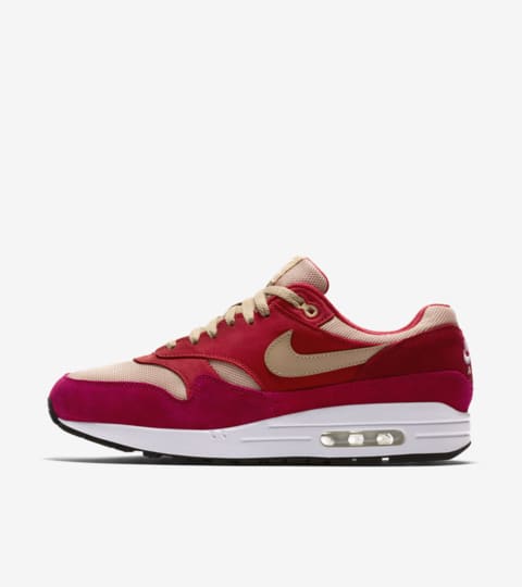 nike red curry