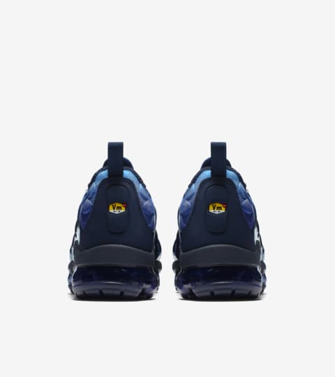 blue vapormax tns