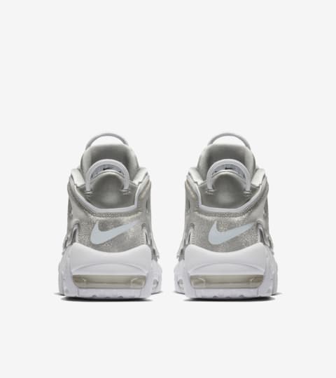 nike uptempo silver