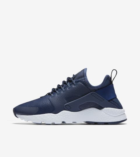 nike huarache navy blue
