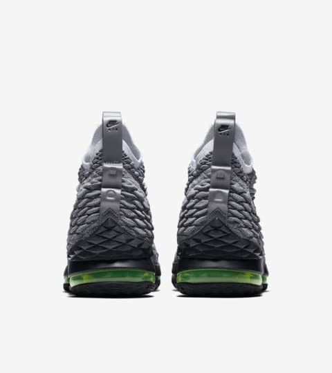 nike lebron 15 air max 95
