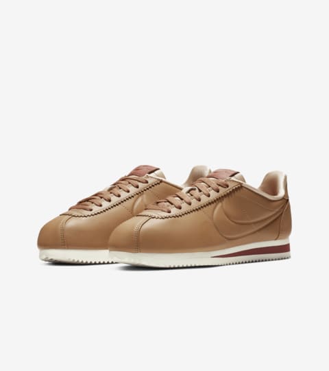 nike cortez camel