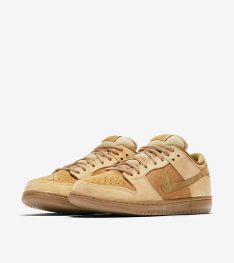 nike dunk beige