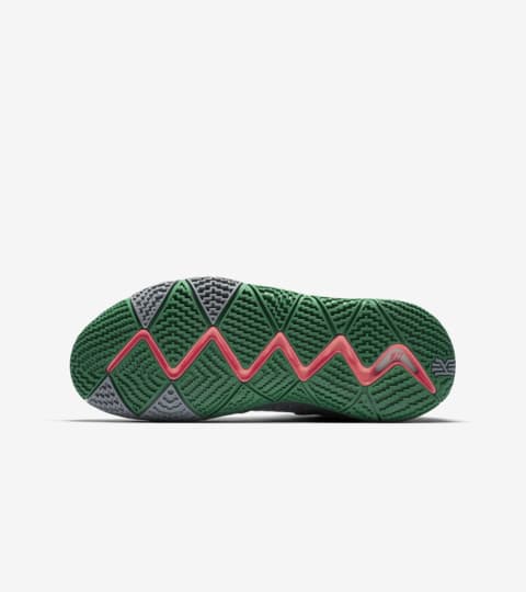 kyrie 4 parquet