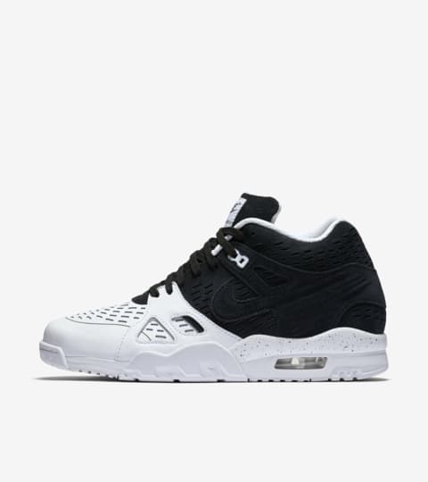 nike air trainer iii black