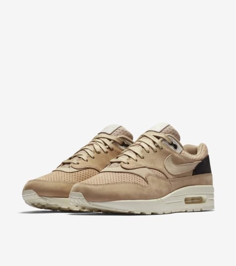 air max beige suede
