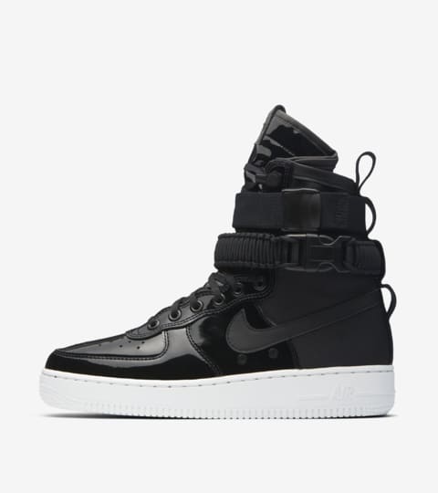 force is female nike