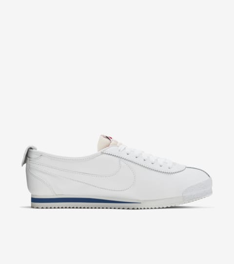 dog that looks like nike cortez