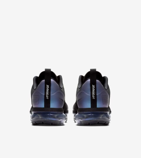 nike running vapormax utility throwback future trainers in black and iridescent