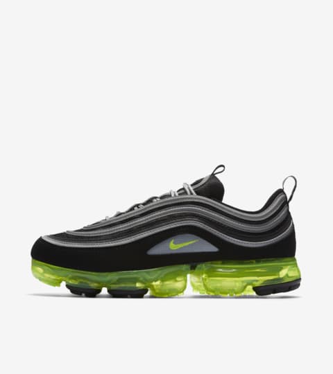 Sold Nike VaporMax 97 Atmosphere Gray Unviresty Red size