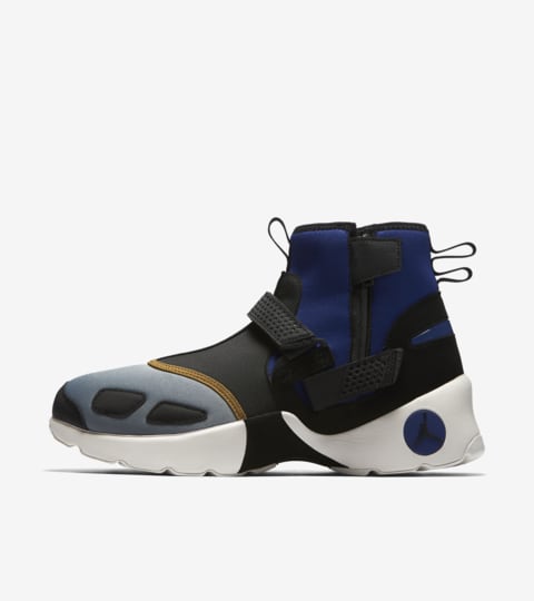 nike air jordan trunner lx high