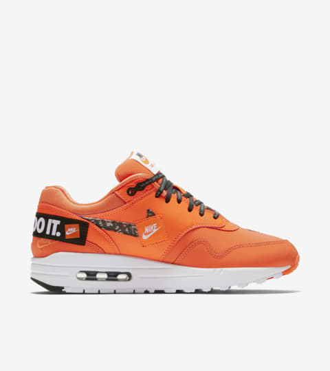nike air max orange just do it