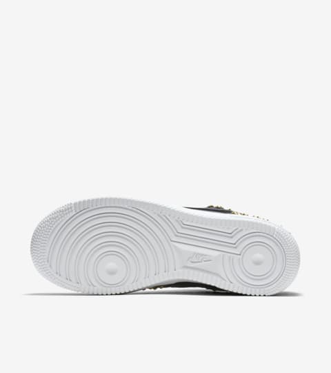 nike air force 1 07 trainers oil grey white star stud