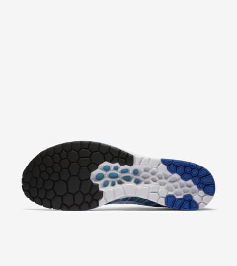 nike flyknit streak oreo