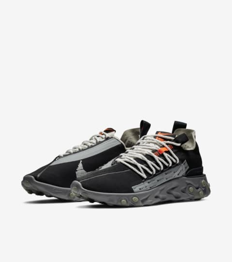 nike ispa react low black