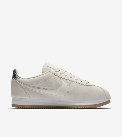 nike cortez brown suede