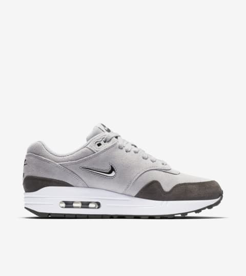 nike air max 1 jewel black suede