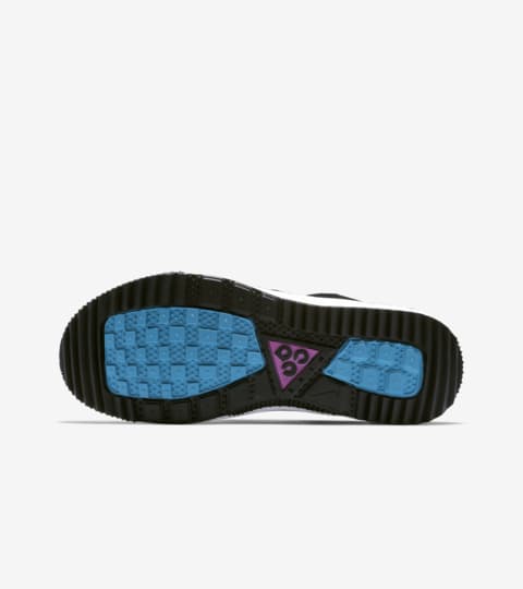 nike acg dog mountain qs