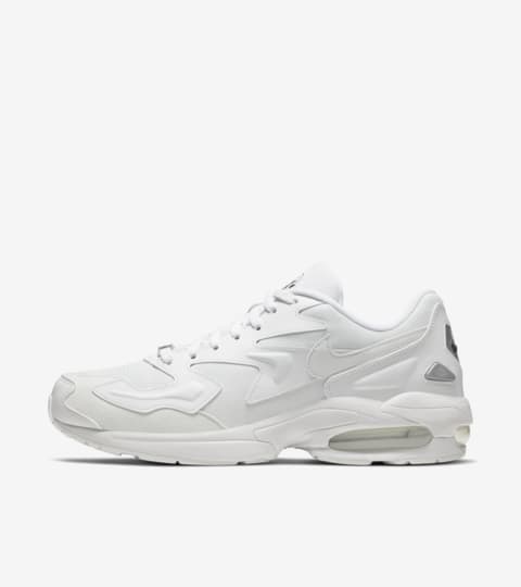 air max 2 triple white