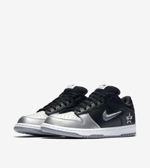 nike sb dunk low supreme jewel swoosh silver