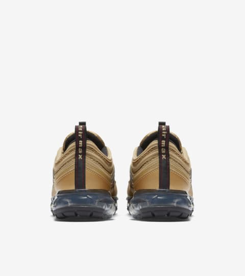 nike 97 gold vapormax