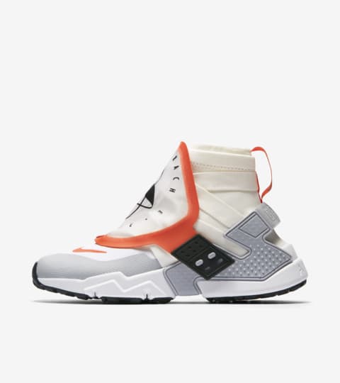 nike huarache gripp team orange