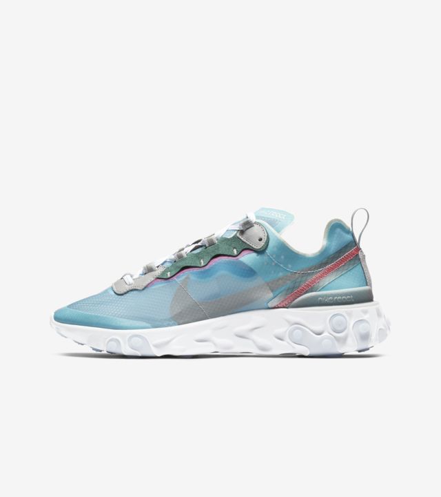 nike sportswear react nike sportswear react