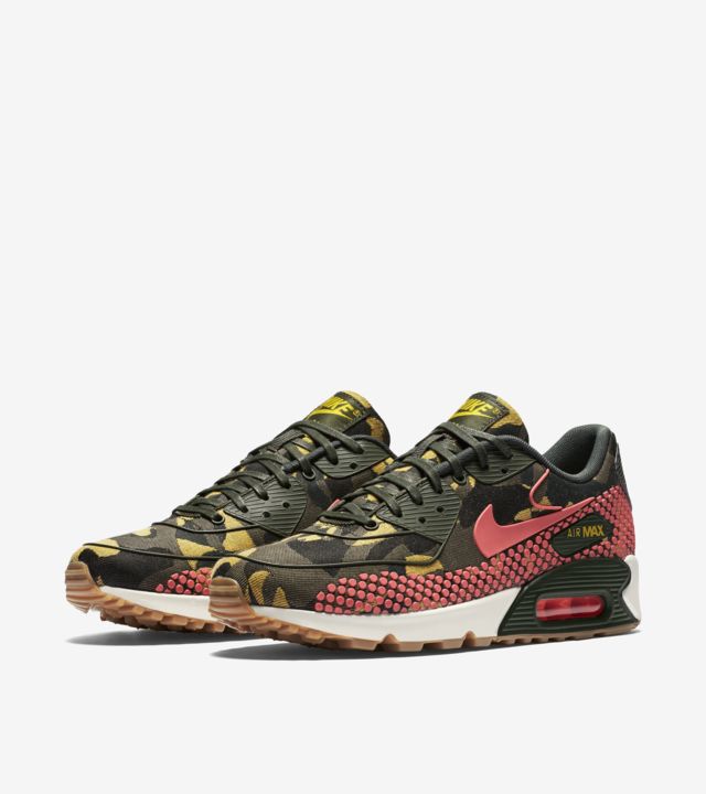 Women's Nike Air Max 90 'Jacquard Camo'. Nike SNKRS _Womens Sneakers Nike Air Max 90 Jacquard