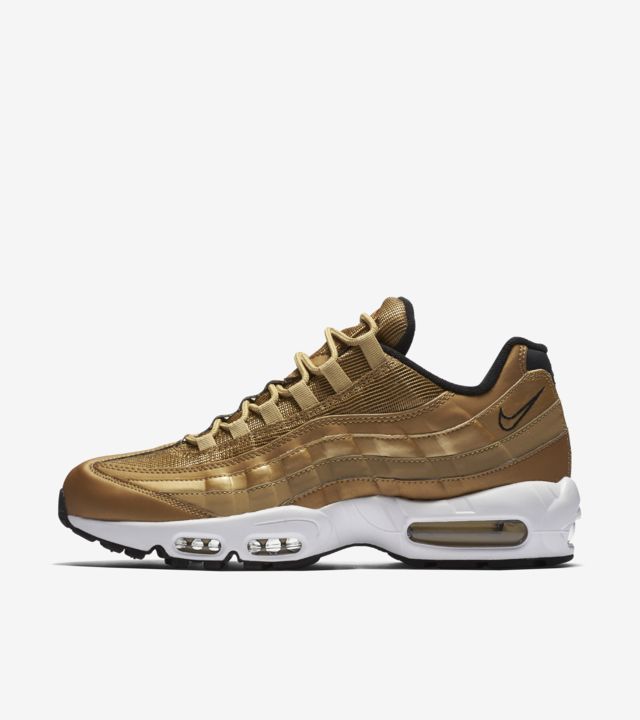 {keywor d} air max 95 gold