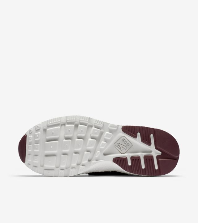 Archive | Nike Women's Air Huarache Run Ultra Premium Archive | Nike Women's Air Huarache Run Ultra Premium