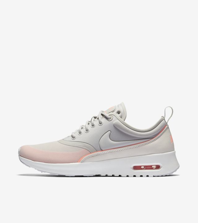 nike air max thea grey pink