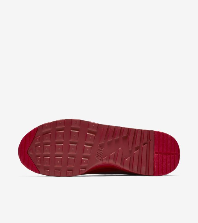 Ladies in Red: Air Huarache,Air Max 90, Air Max Thea | Sole Ladies in Red: Air Huarache,Air Max 90, Air Max Thea | Sole