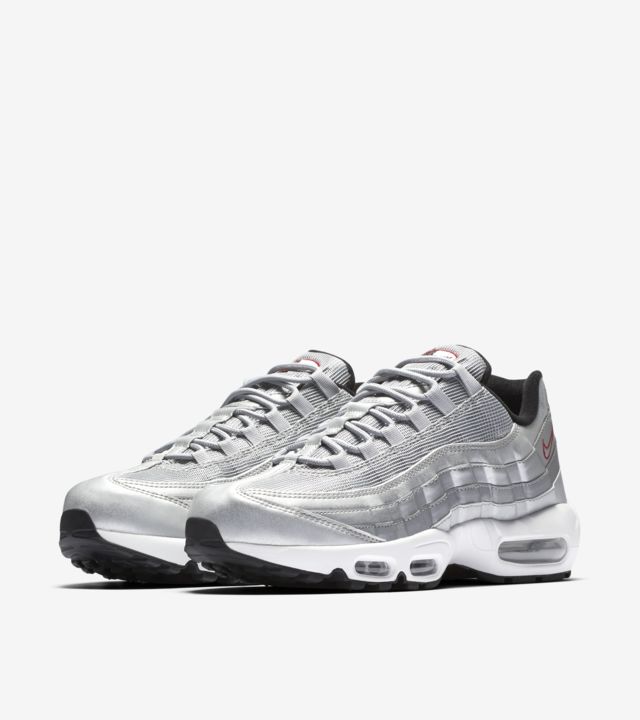 silver nike nuove