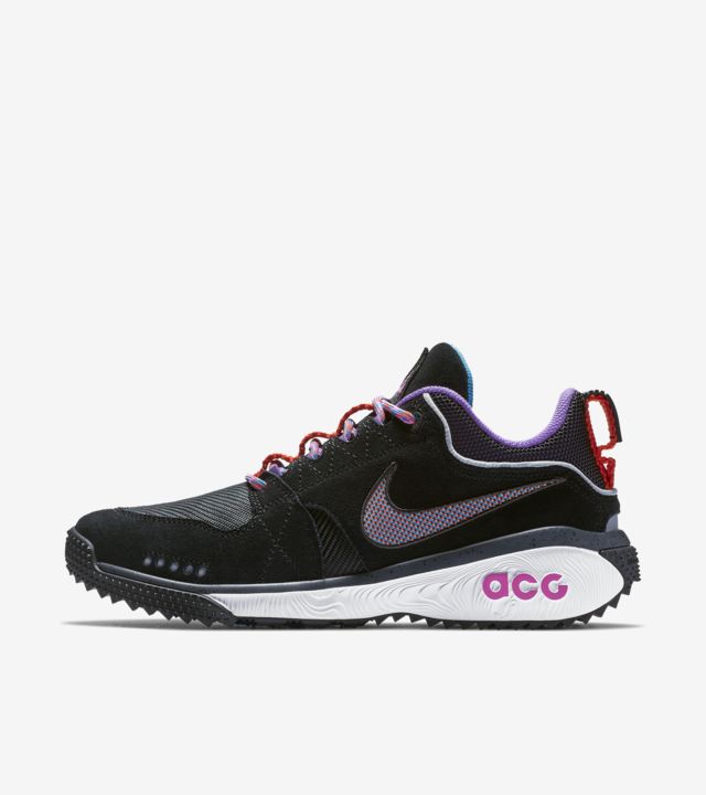 nike acg dog mountain black oil grey