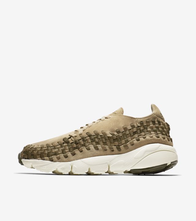 nike woven