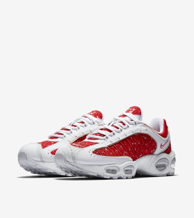 Nike Air Max Tailwind IV 'Supreme' Release Date. Nike SNKRS