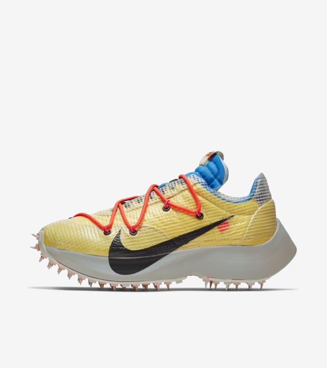 nike running shoes off white