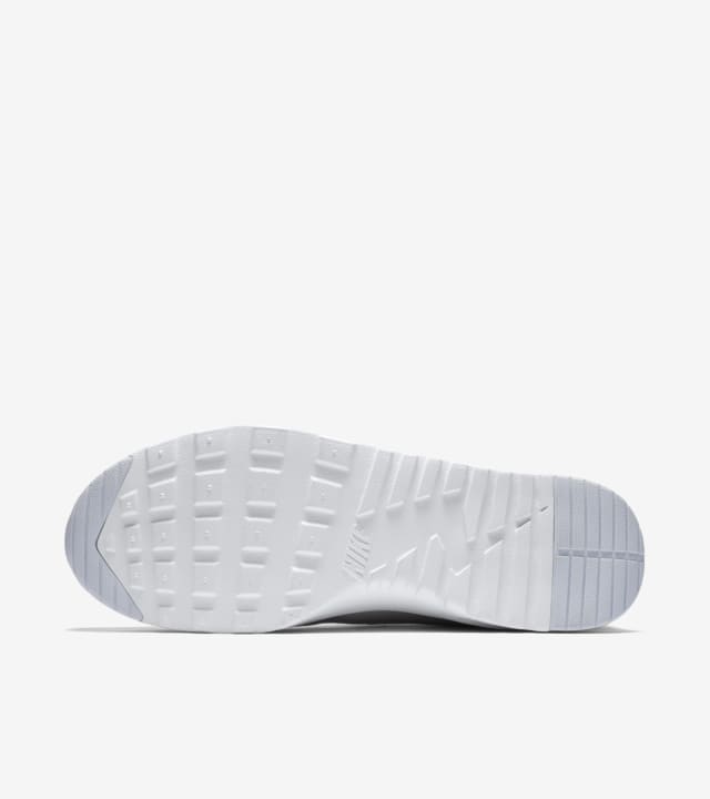 grey nike thea silver