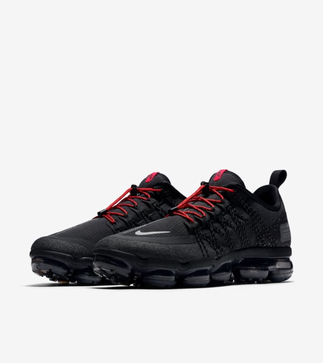 nike utility red