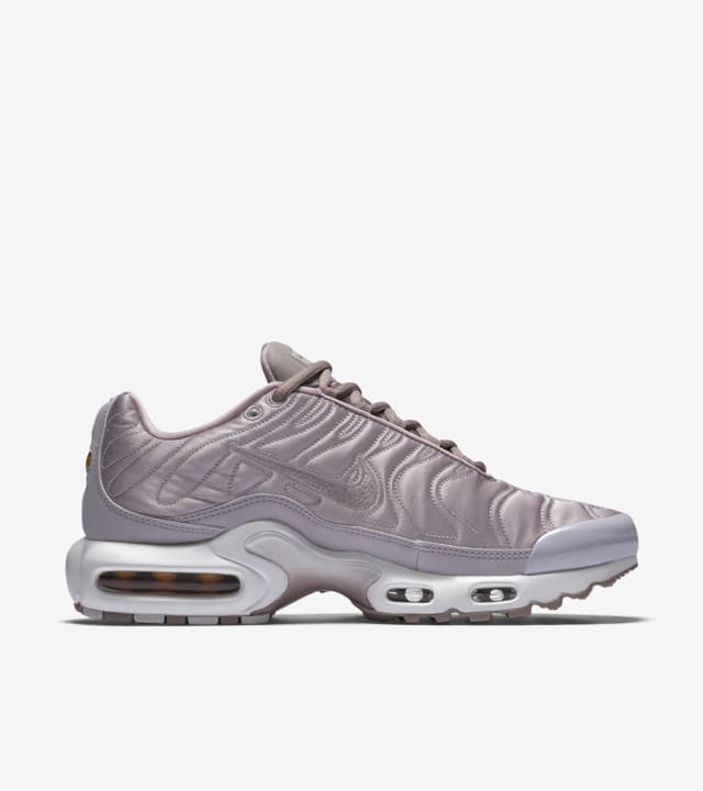 womens purple nike air max plus