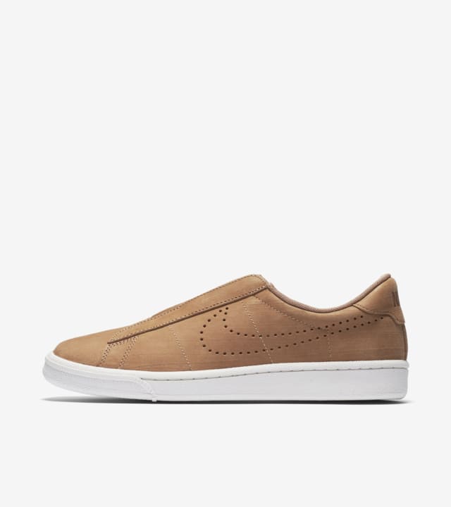 nike tennis classic slip on