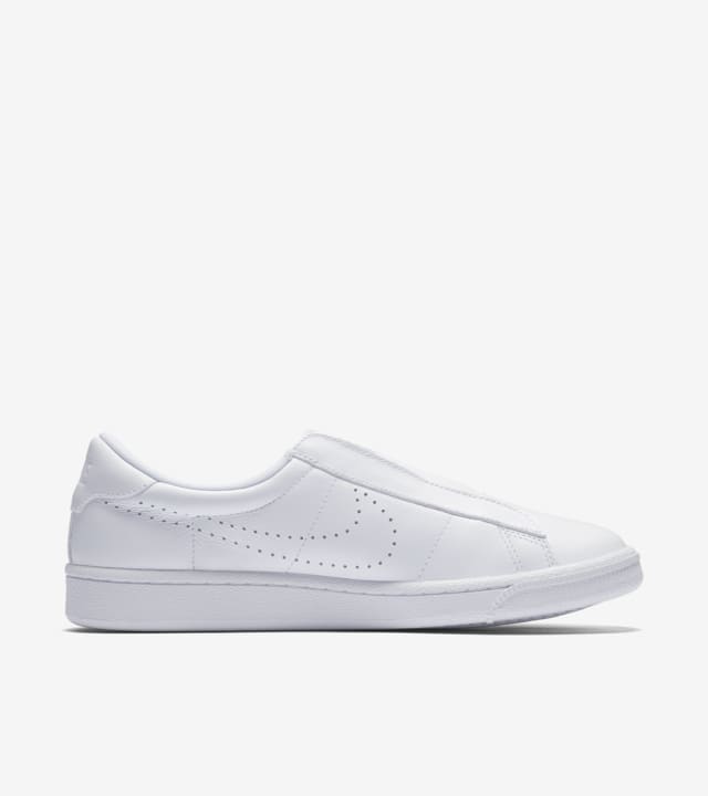 nike tennis classic ease