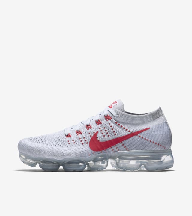 nike vapormax red and grey