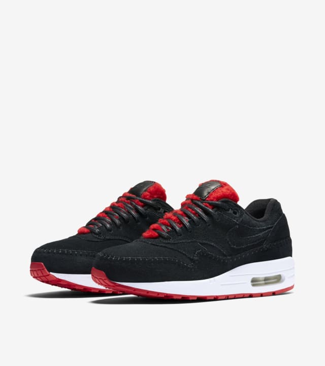 nike air max 1 premium black and red