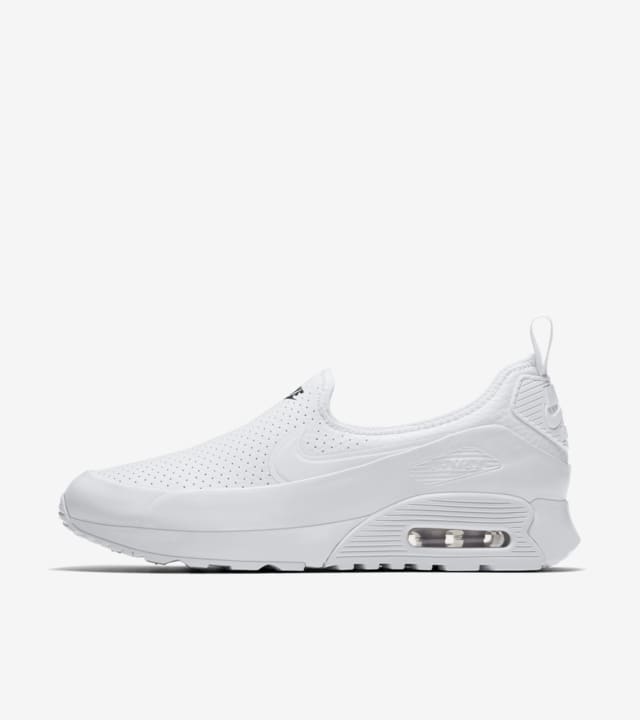 nike women's air max 90 ultra 2.0 ease casual sneakers