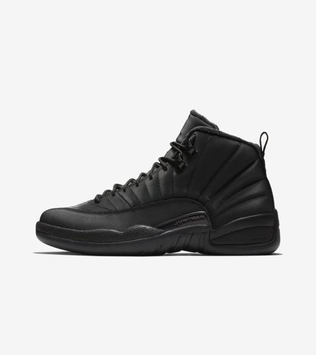 all black 12s size 7