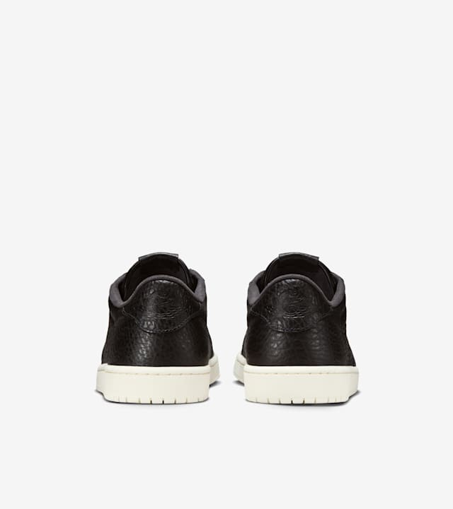 jordan 1 retro low swooshless white